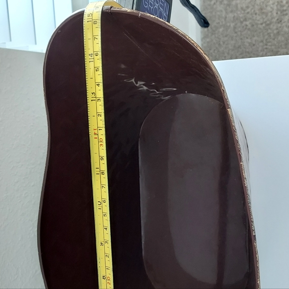 Hammered Basket Weave Metal Bronze Colored Oval Planter Bucket - Picture 7 of 8